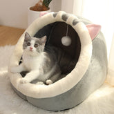 BUKSN Animal Shape Cat Bed